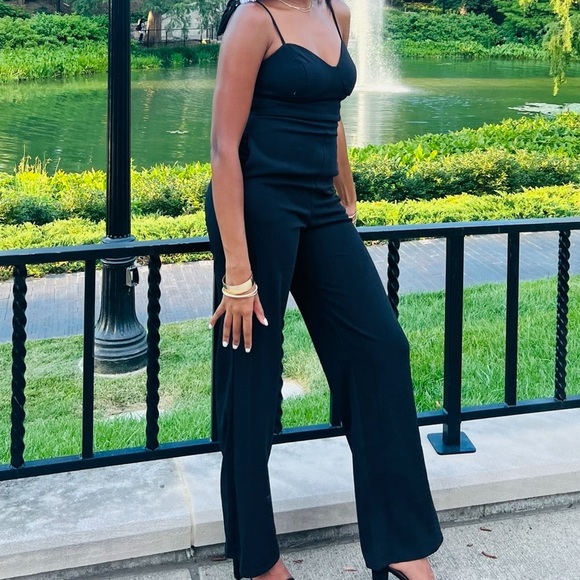 jumpsuit - Picture 3 of 3